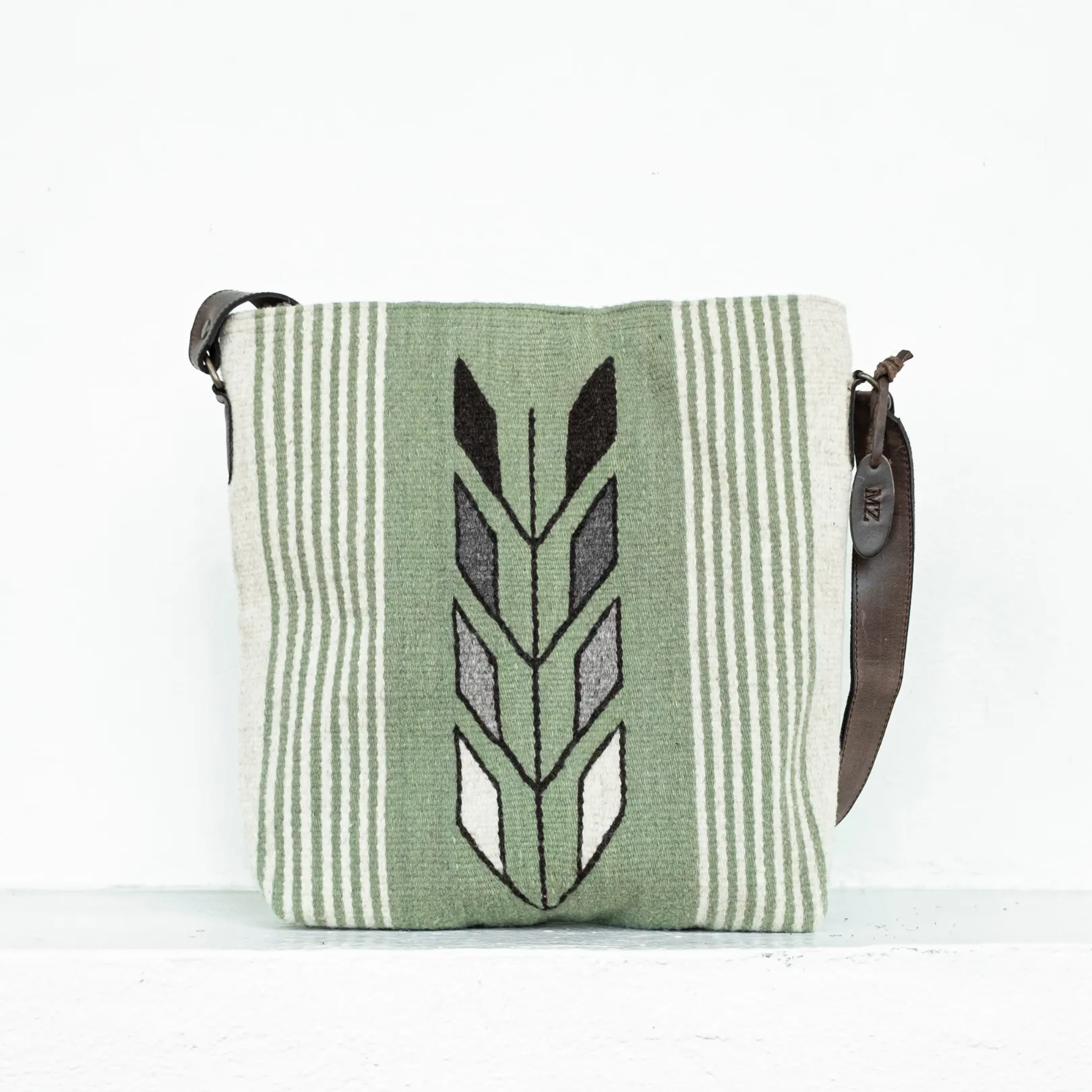 Arbol Shoulder Bag