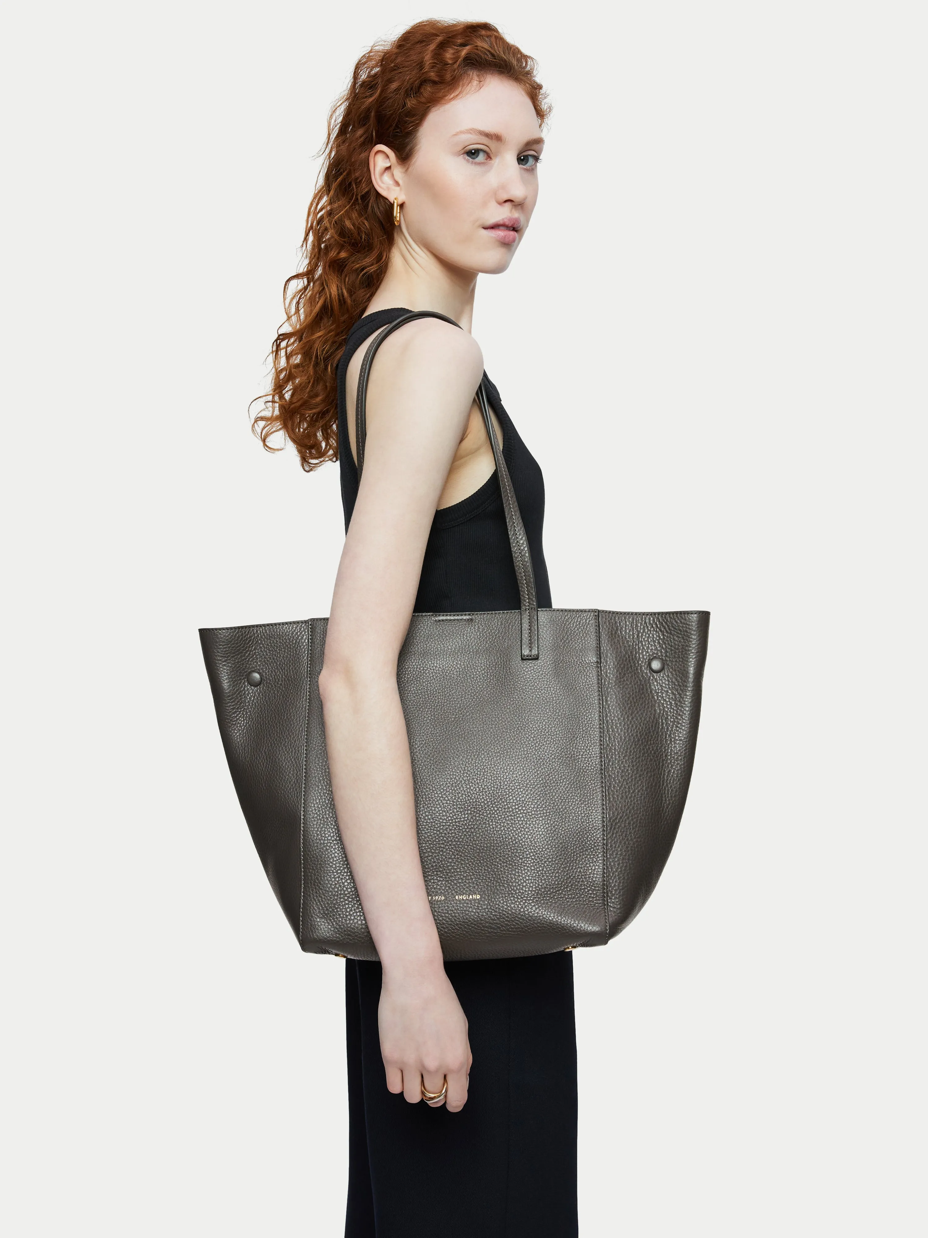 Archer Large Leather Soft Tote | Dark Fawn