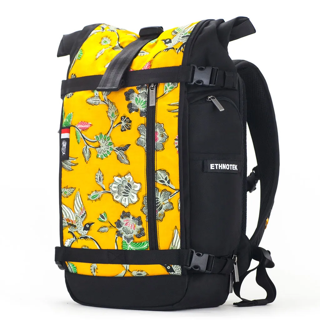 Raja 30 Roll-Top Backpack