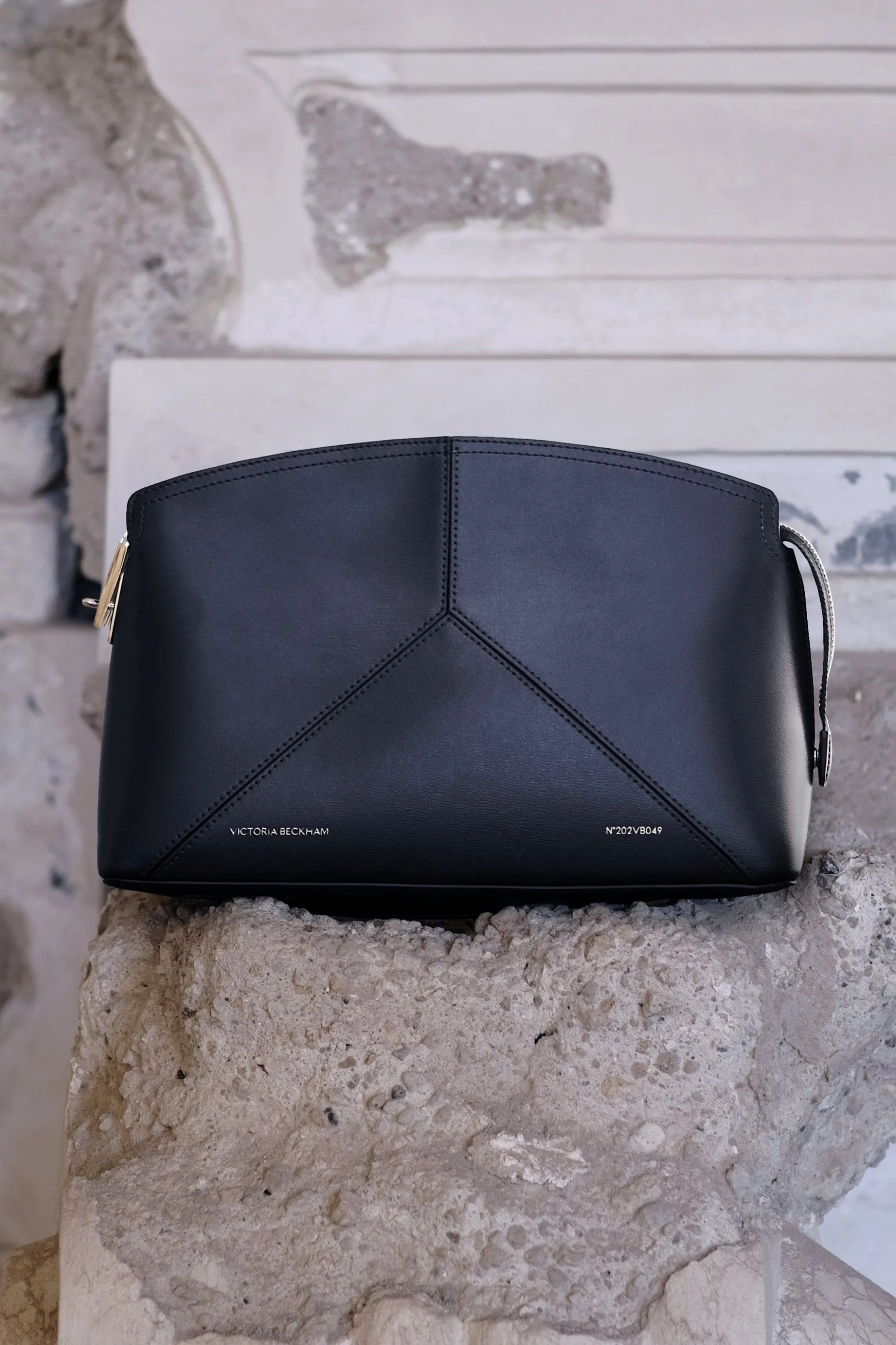 Victoria Clutch Bag In Black Leather